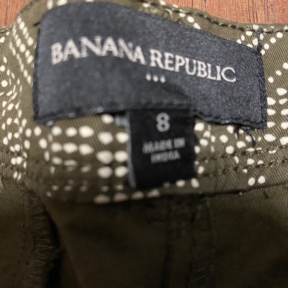 Women’s banana republic shorts - Picture 3 of 3